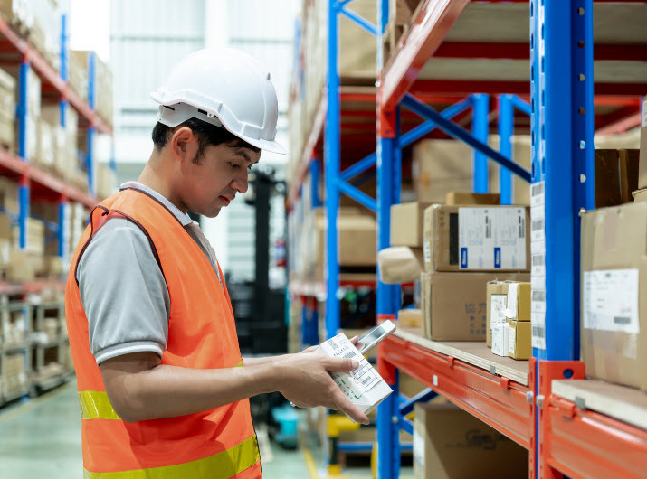 Warehouse management with NetSuite